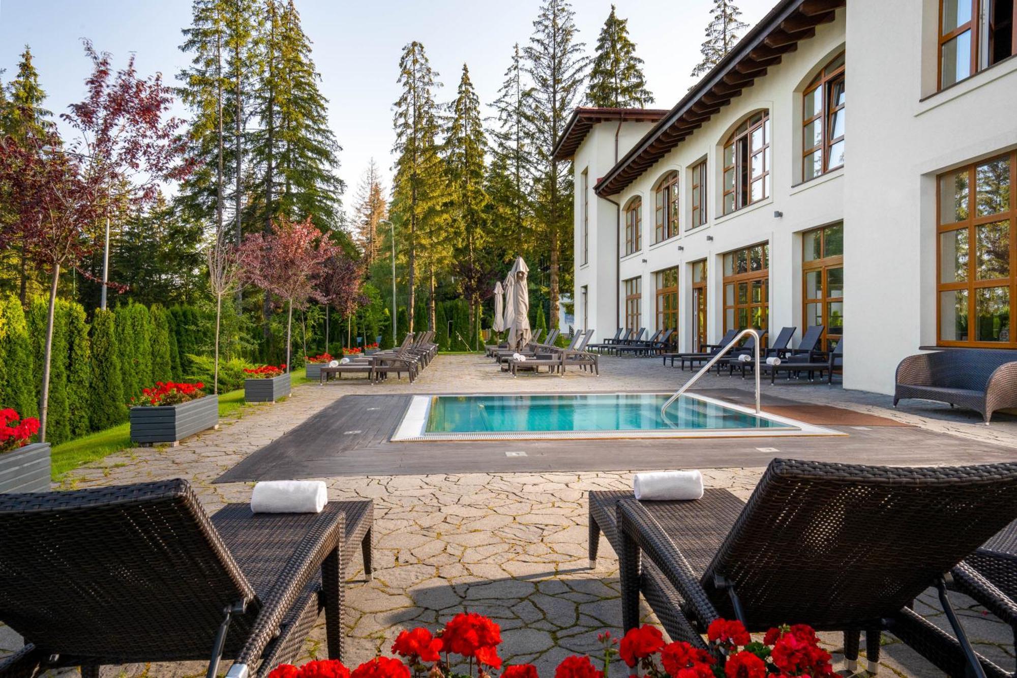 Ana Hotels Bradul Poiana Braşov Exterior foto